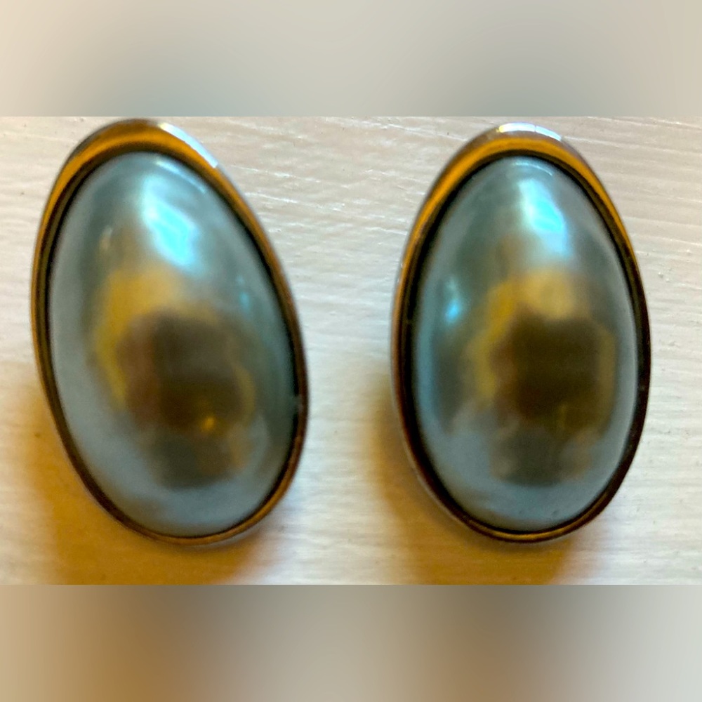 Vintage Les Bernard Mother of Pearl Clip Earrings